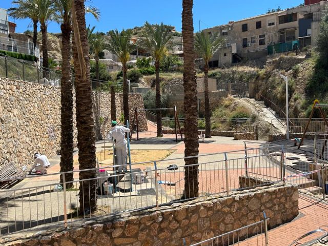 El Ayuntamiento de Blanca inicia los arreglos del parque del Auditorio del barranco Trux