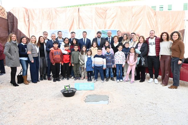 El Colegio Antonio Molina de Blanca contará con un nuevo pabellón de Infantil, comedor y gimnasio