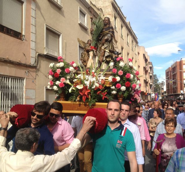 La procesión de San Roque da el pistoletazo de salida a las fiestas patronales de Primavera