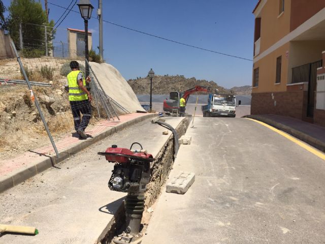 Comienzan las obras para mejorar el abastecimiento de agua potable en la barriada del Alto del Palomo