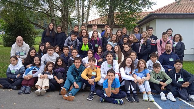 Alumnos de 2º de ESO del IES Valle del Segura participan en el programa del mefp 'centros de educación ambiental' en Viérnoles Alumnos de 2º de ESO del IES Valle del Segura participan en el programa del mefp 'centros de educación ambiental' en Viérnoles