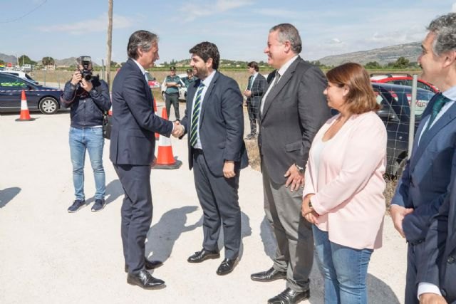 López Miras: 'La conexión con Valencia a través de la A-33 traerá más oportunidades y progreso territorial, social y económico'